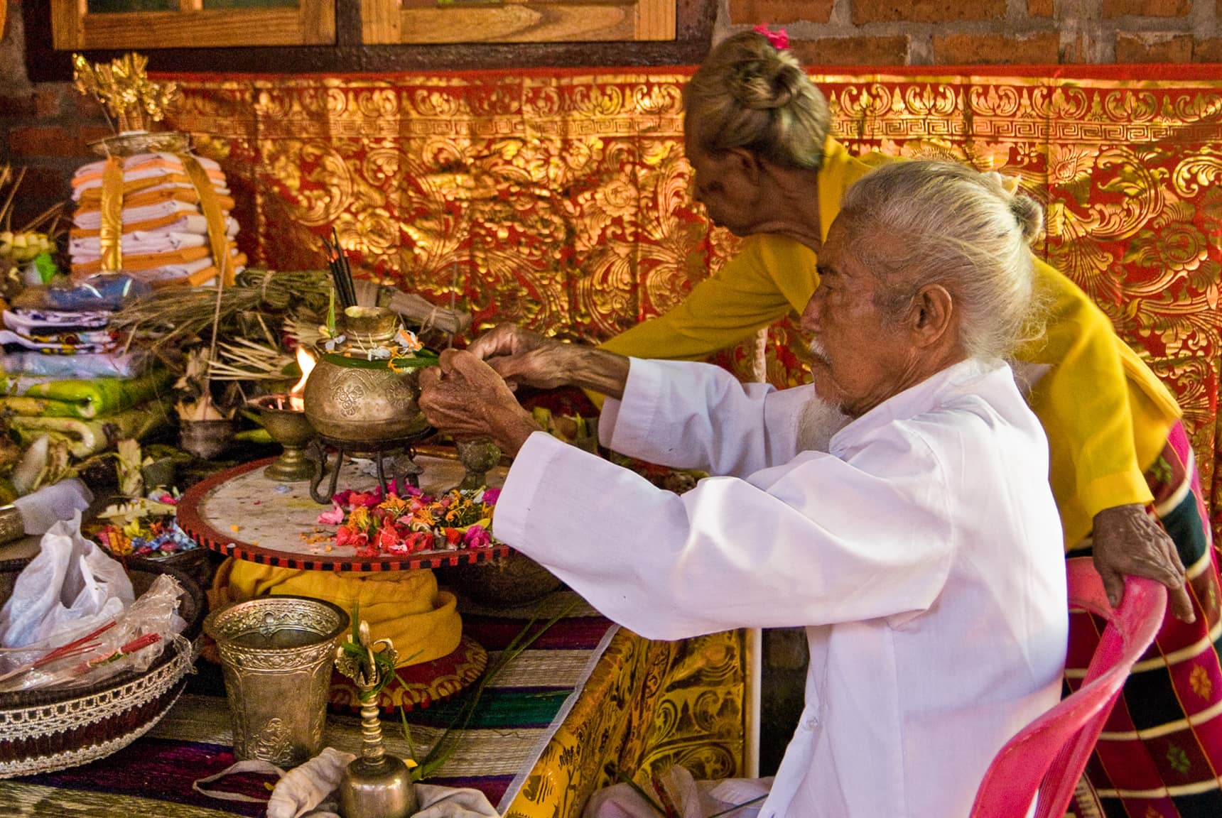 Professional photos of Hindu ceremonies in Bali Indonesia