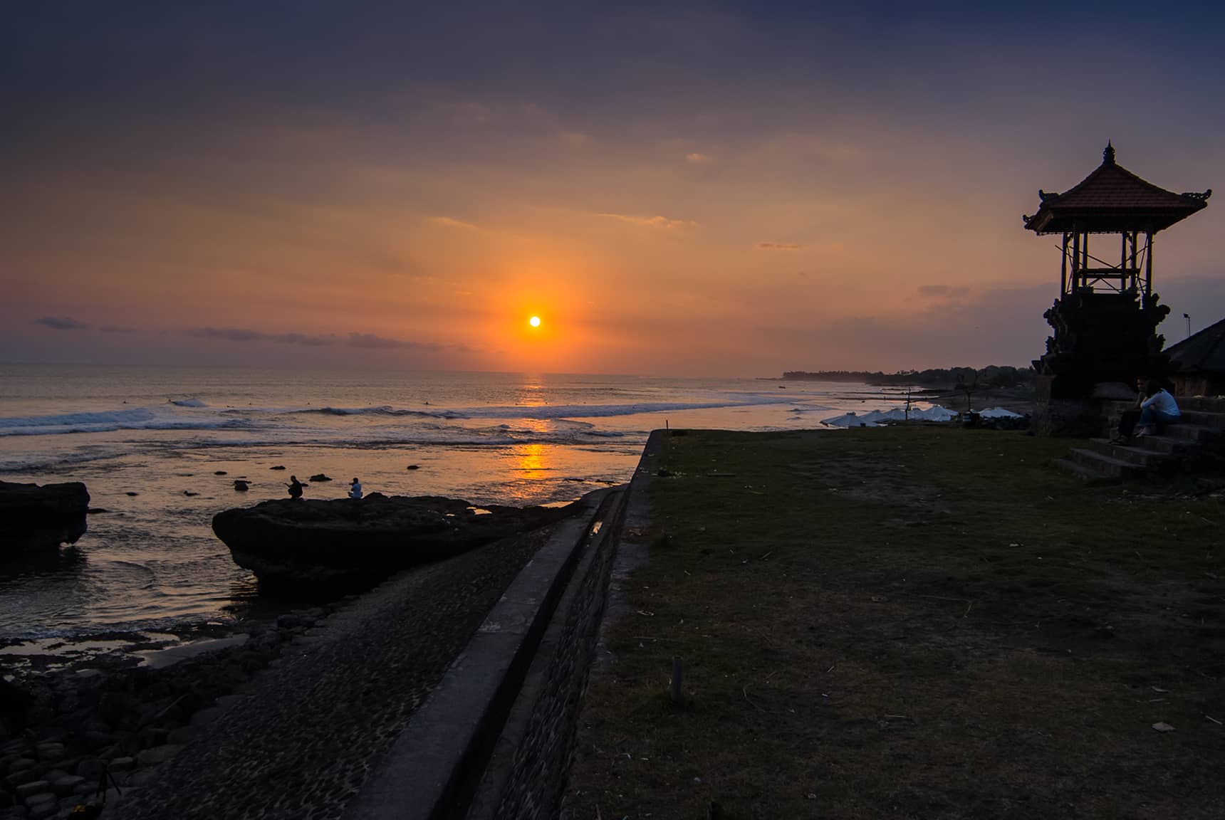 Professional photos of sunsets in Bali Indonesia - Echo Beach temple