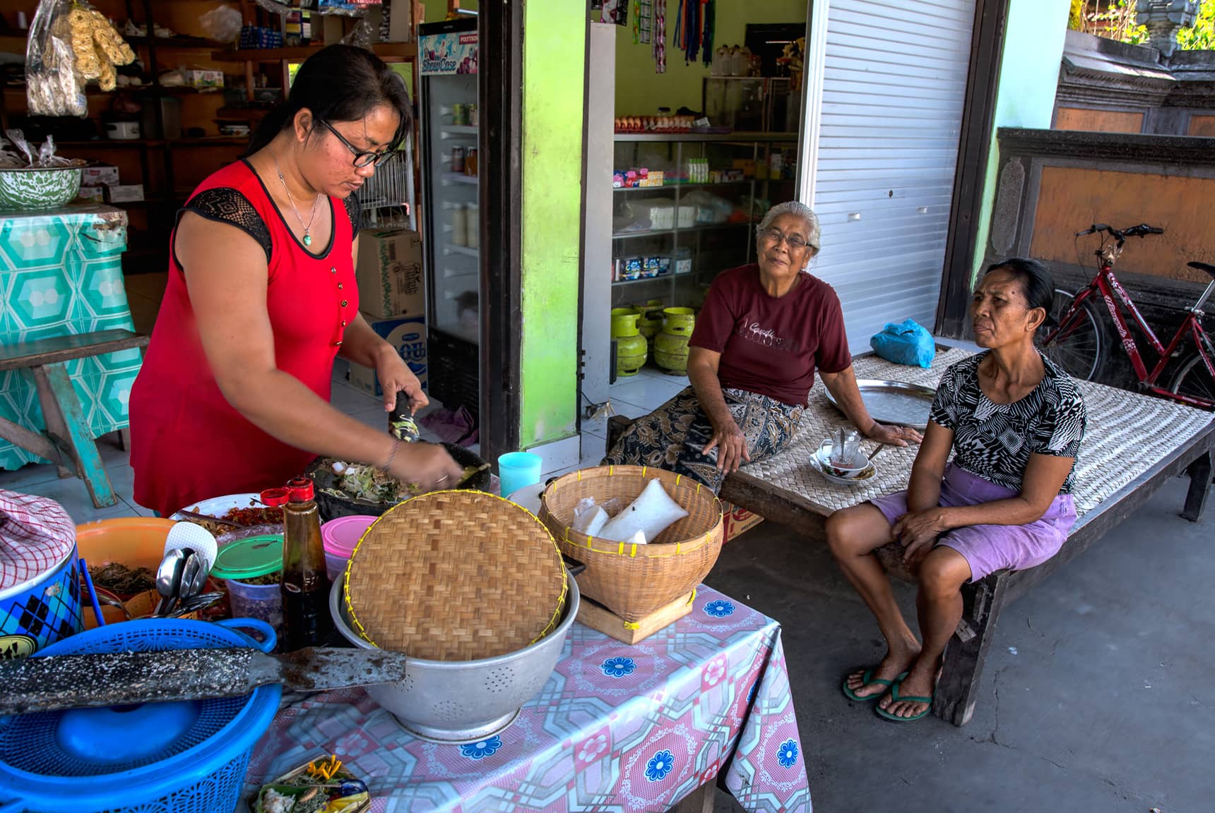 Professional photos of life in traditional Balinese villages - Desa Seseh