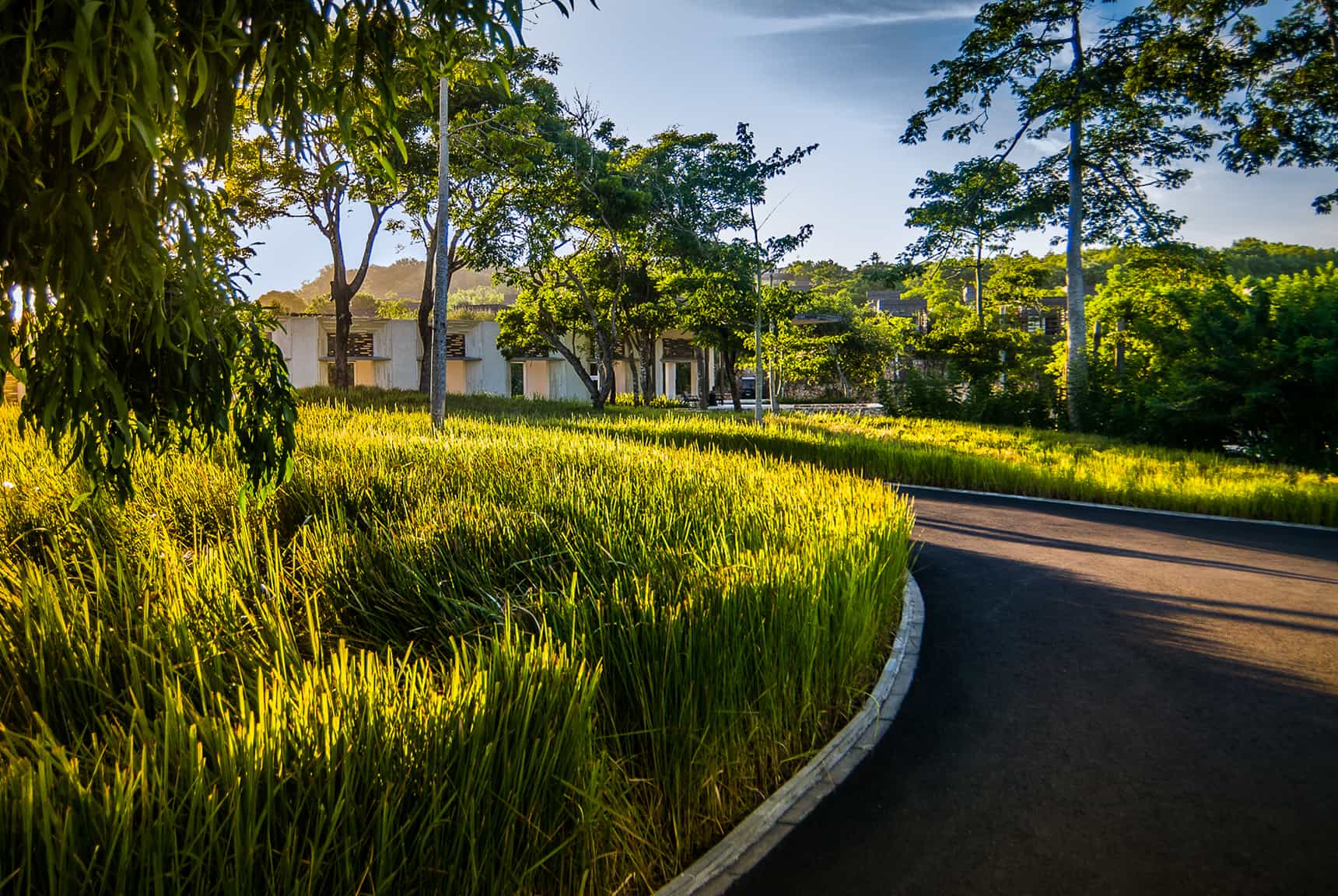 Alila Villas - Uluwatu, Bali Indonesia (Bali hotel photography by master photographer Rick Carmichael of LuxViz)