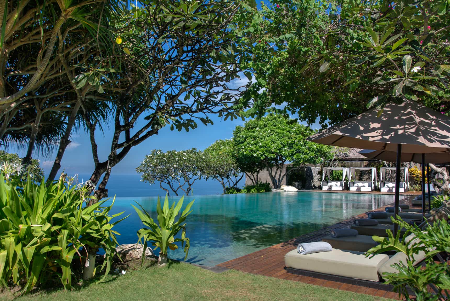 Bulgari - Uluwatu, Bali Indonesia (Bali hotel photography by master photographer Rick Carmichael of LuxViz)