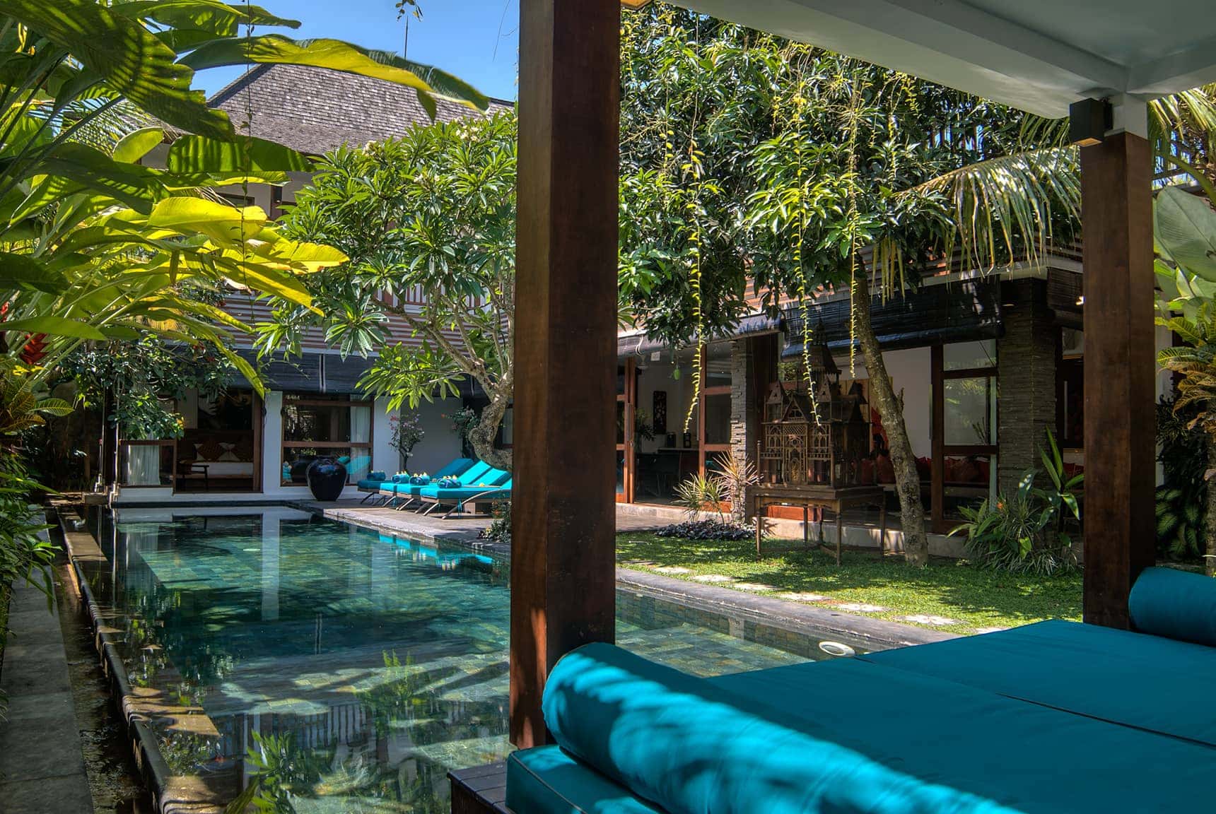 Villa Amira - Seminyak, Bali Indonesia (Bali villa photography by master photographer Rick Carmichael of LuxViz)