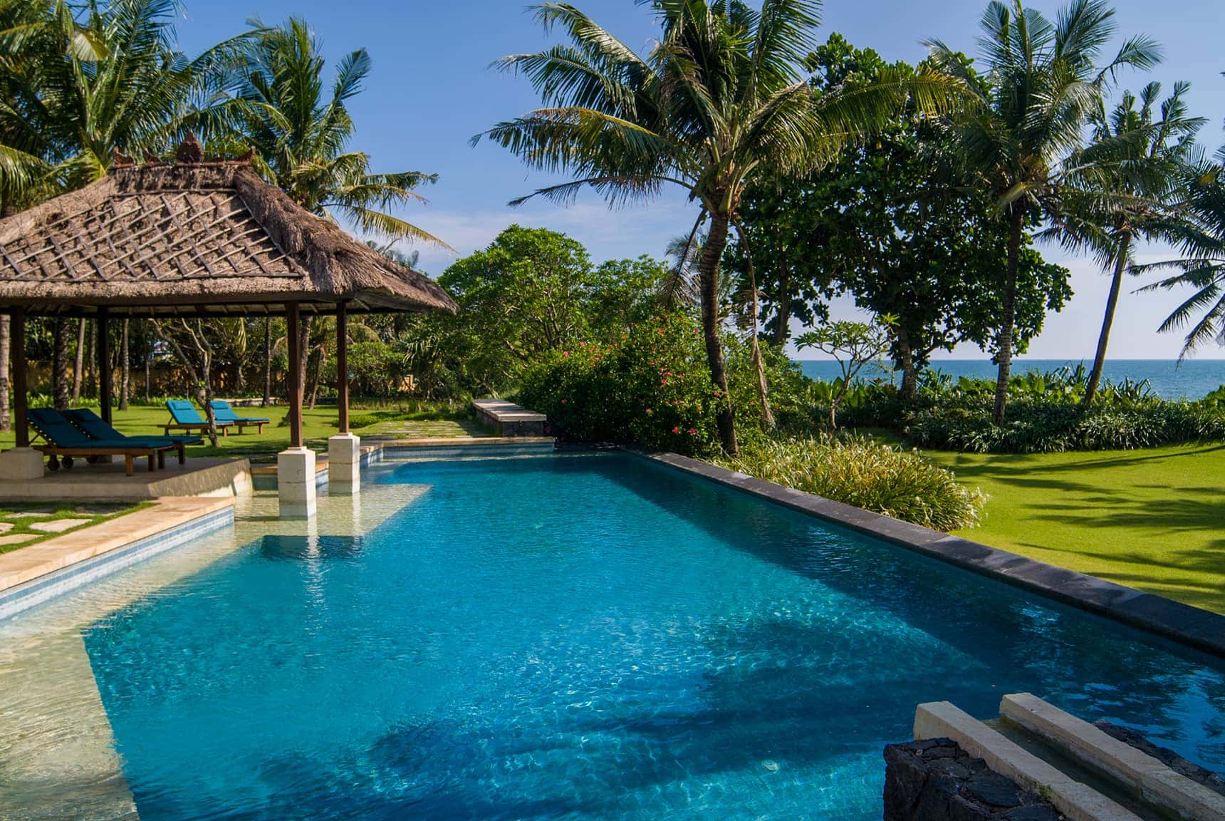 Villa Arika - Echo Beach, Bali Indonesia (Bali villa photography by master photographer Rick Carmichael of LuxViz)