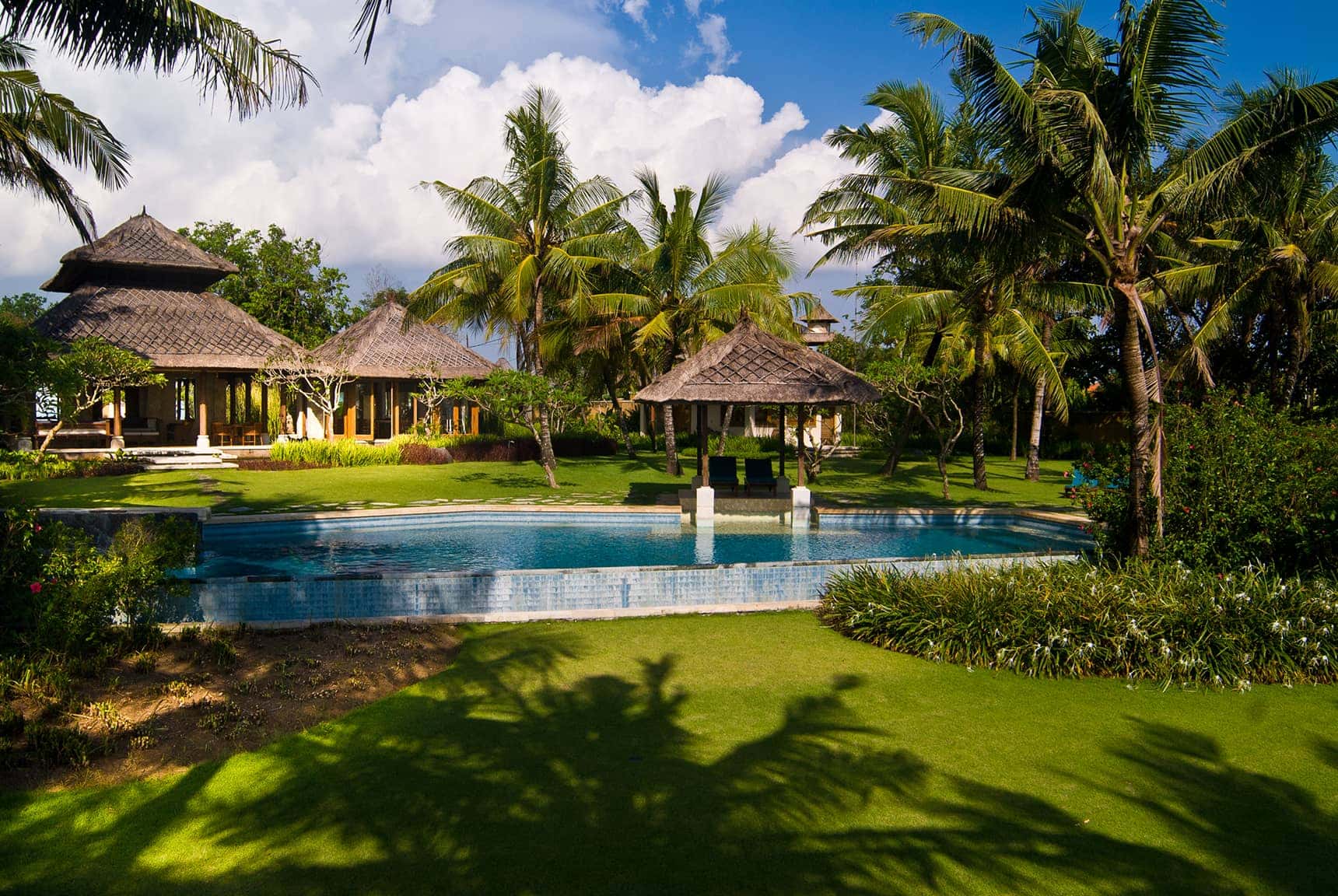 Villa Arika - Echo Beach, Bali Indonesia (Bali villa photography by master photographer Rick Carmichael of LuxViz)