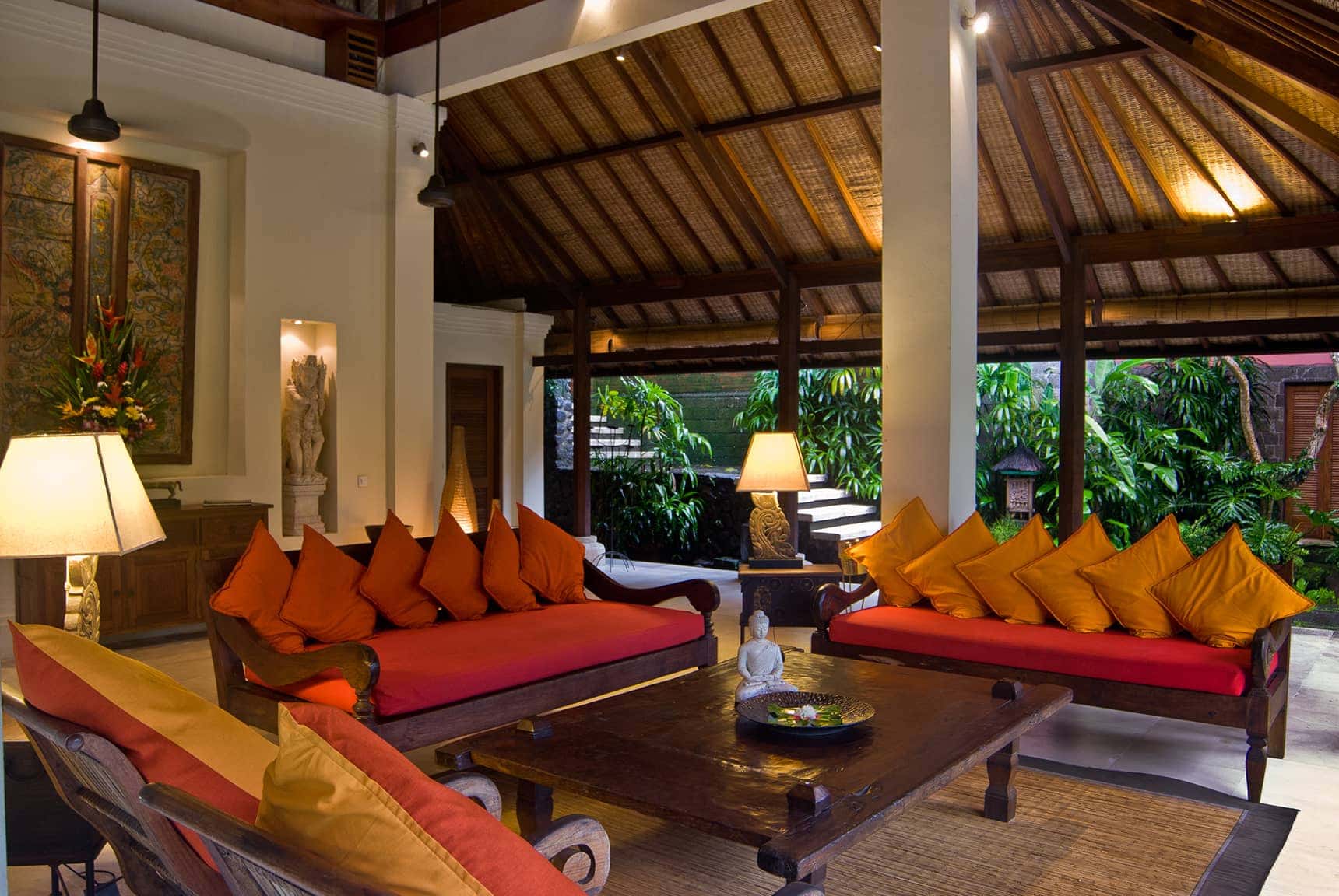 Villa Bougainvillea - Pererenan, Bali Indonesia (Bali villa photography by master photographer Rick Carmichael of LuxViz)