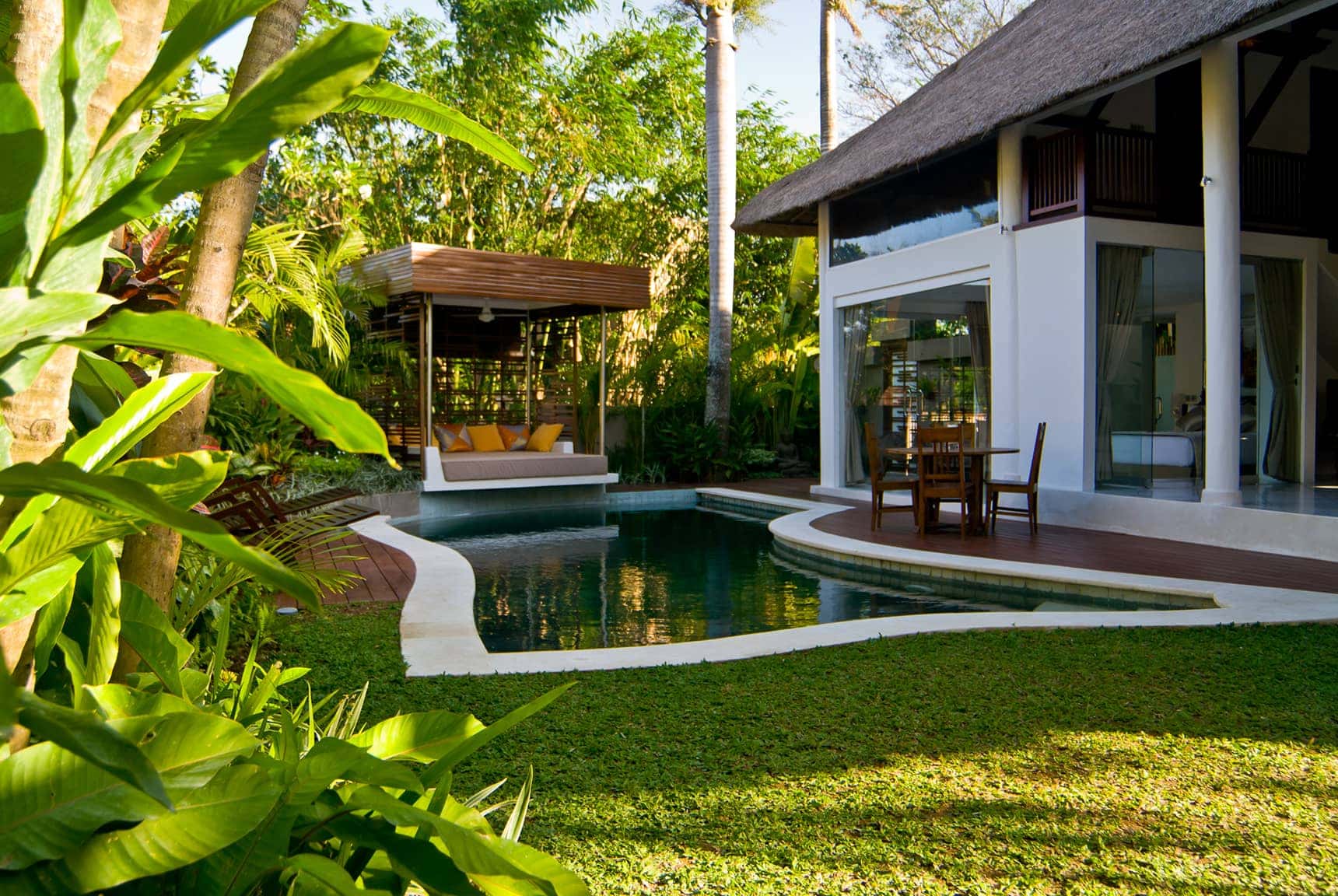 Esha Villas - Seminyak, Bali Indonesia (Bali villa photography by master photographer Rick Carmichael of LuxViz)