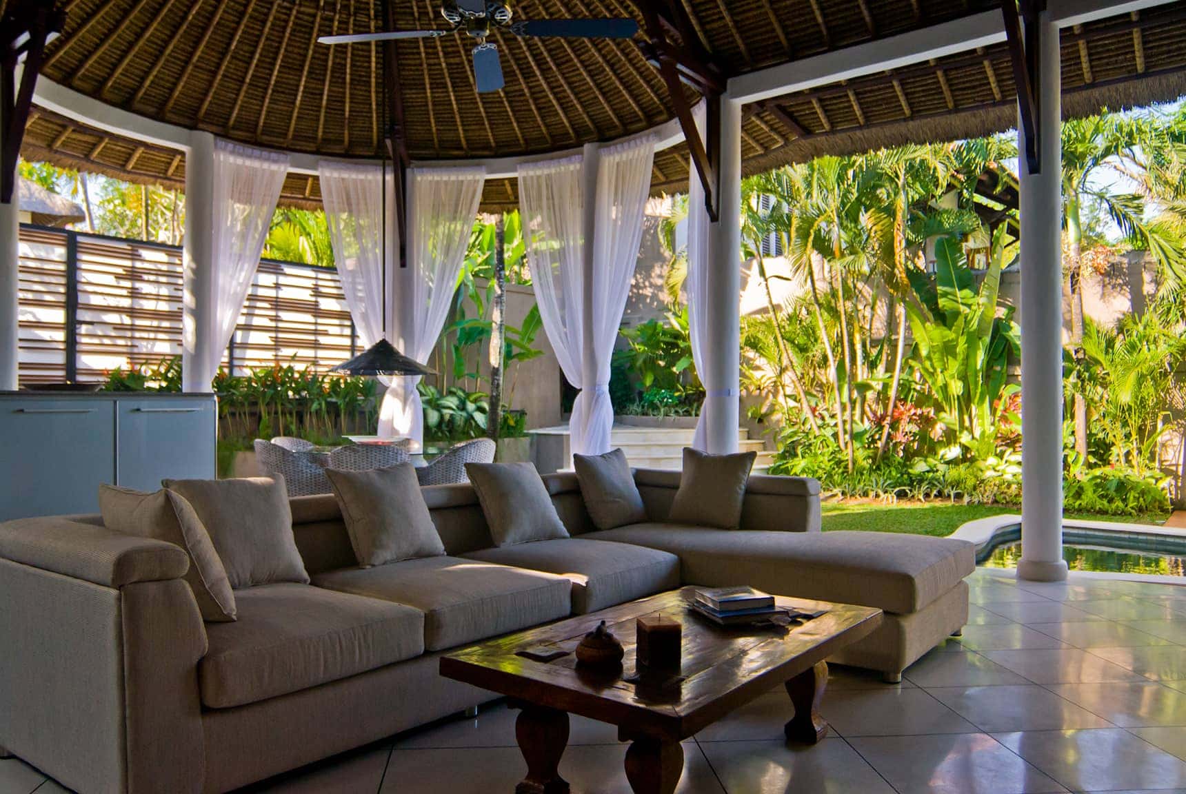 Esha Villas - Seminyak, Bali Indonesia (Bali villa photography by master photographer Rick Carmichael of LuxViz)