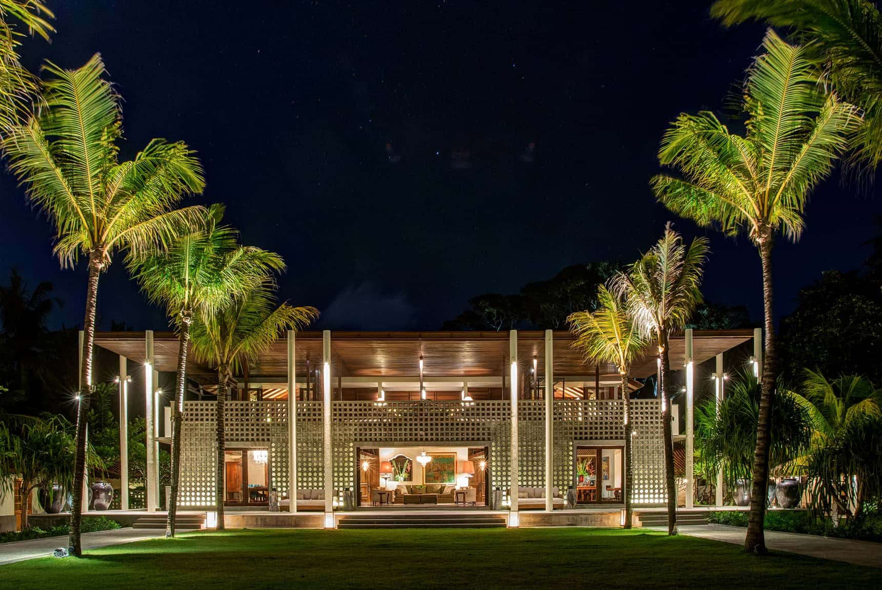 Jeeva Saba - Pantai Saba, Bali Indonesia (Bali villa photography by master photographer Rick Carmichael of LuxViz)