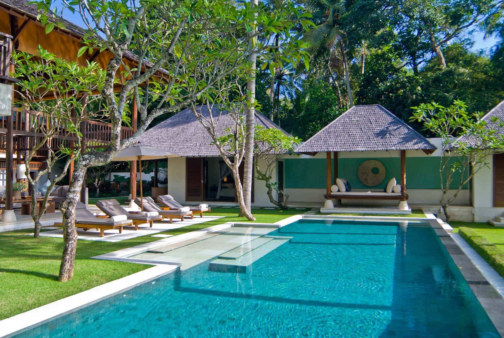 Villa Kemah Tinggi - Canggu, Bali Indonesia (Bali villa photography by master photographer Rick Carmichael of LuxViz)